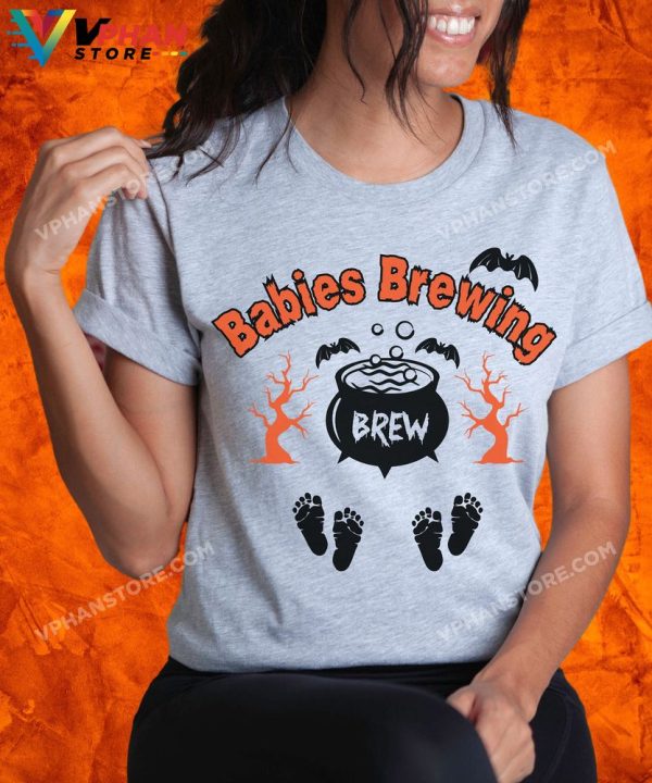 Halloween Twin Pregnancy Announcement Baby Brewing Couples Tee Maternity T-Shirt