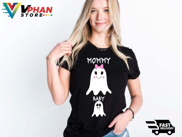 Mommy Baby Ghost Maternity Halloween Pregnancy Announcement T-Shirt