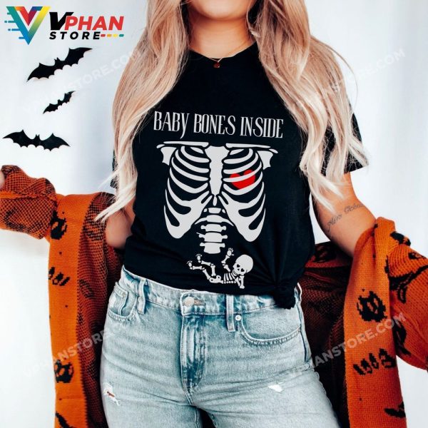 Skeleton Matching Couples Pregnancy Reveal Funny Baby Announcement Halloween Maternity Pregnant Shirt New Twins Mom To Be T-Shirt