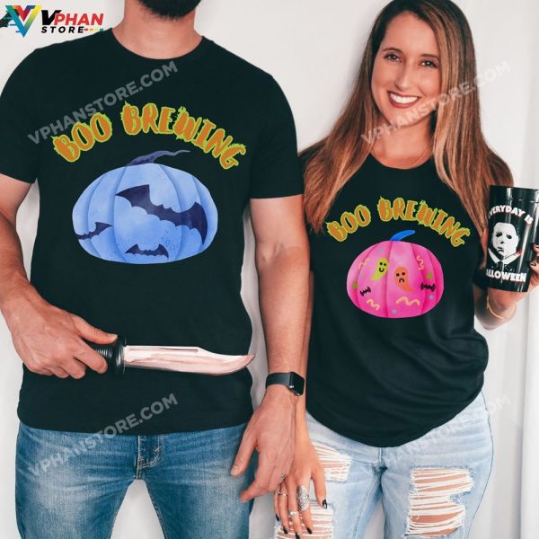 Boo Brewing Pregnancy Announcement Shirt Couples Halloween New Dad Mom Couples Pumpkin T-Shirt