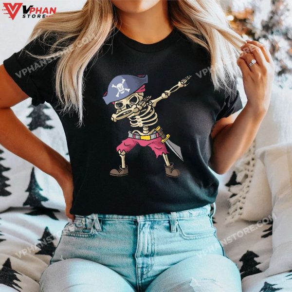 Halloween Dabbing Pirate Skeleton Funny T-Shirt, Costume Halloween Skeleton