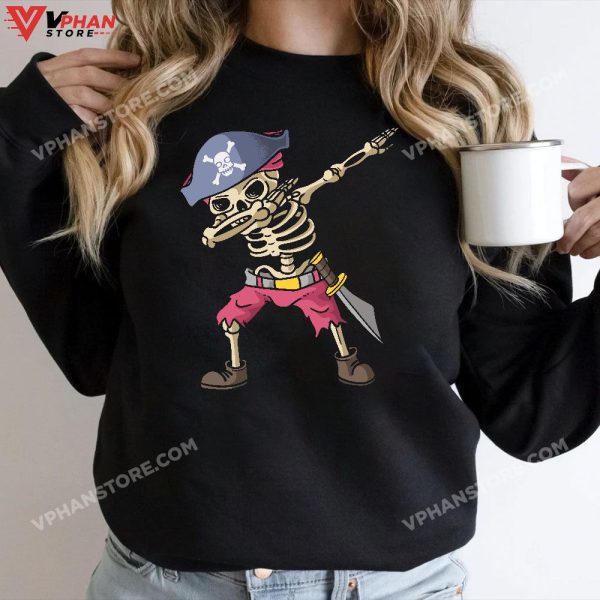 Halloween Dabbing Pirate Skeleton Funny T-Shirt, Costume Halloween Skeleton