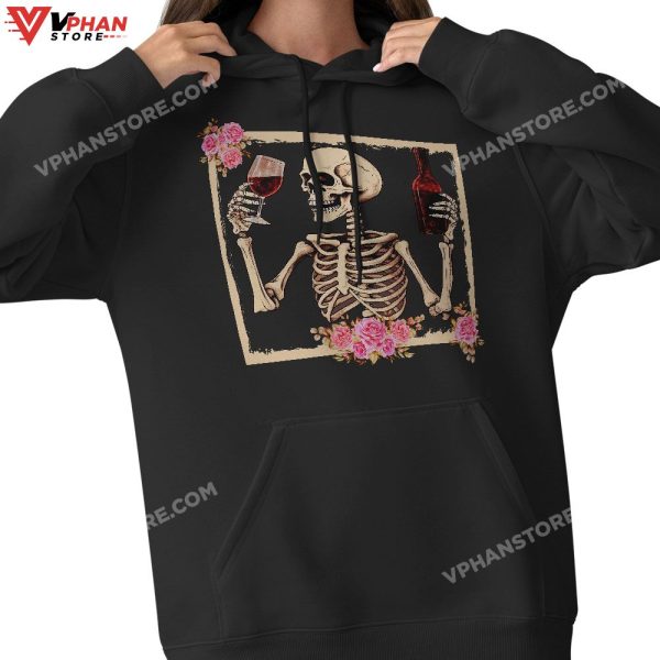 Halloween Funny Hallo Wine Floral Skeleton Drinking Wine T-Shirt