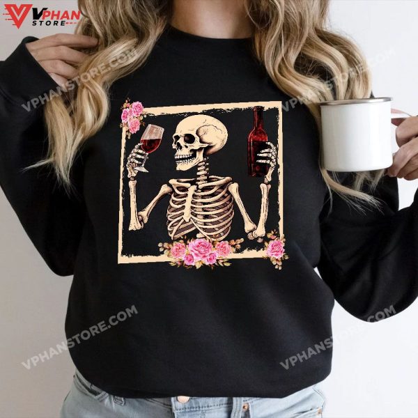 Halloween Funny Hallo Wine Floral Skeleton Drinking Wine T-Shirt