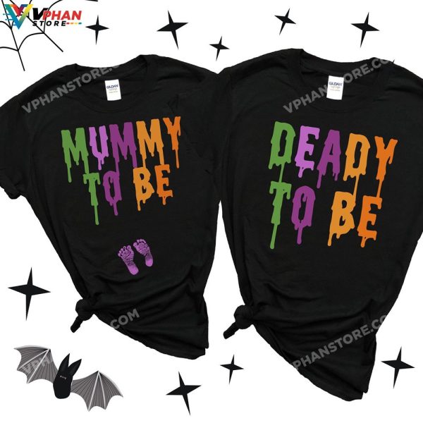 Mummy Deady To Be Pregnant Couple Halloween Costumes Gender Reveal Pregnancy Announcement T-Shirt Couples