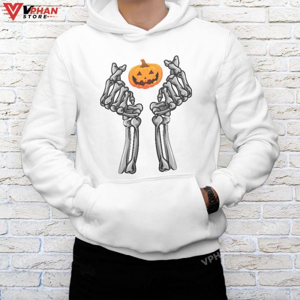 Skeleton Hand Heart Halloween Costume Bones Pumpkin T-Shirt