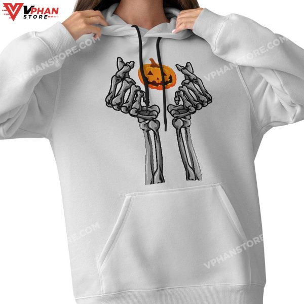 Skeleton Hand Heart Halloween Costume Bones Pumpkin T-Shirt