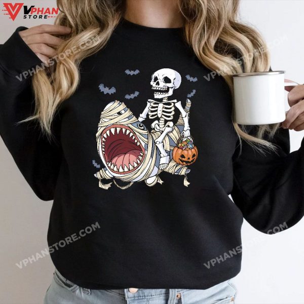 Skeleton Riding Mummy Shark Funny Halloween Pumpkin Kids T-Shirt