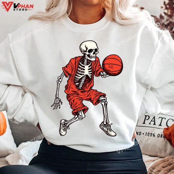 Vintage Skeleton Basketball Player Dunking Hoop Halloween T-Shirt