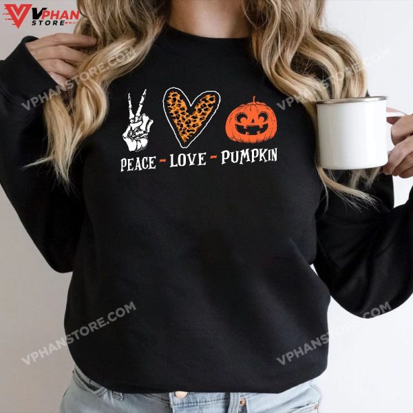 Peace Love Pumpkin Halloween Skeleton Hand Leopard Heart T-Shirt