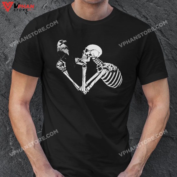 Retro Skeleton Halloween Costume Funny Scary Skull Crow T-Shirt