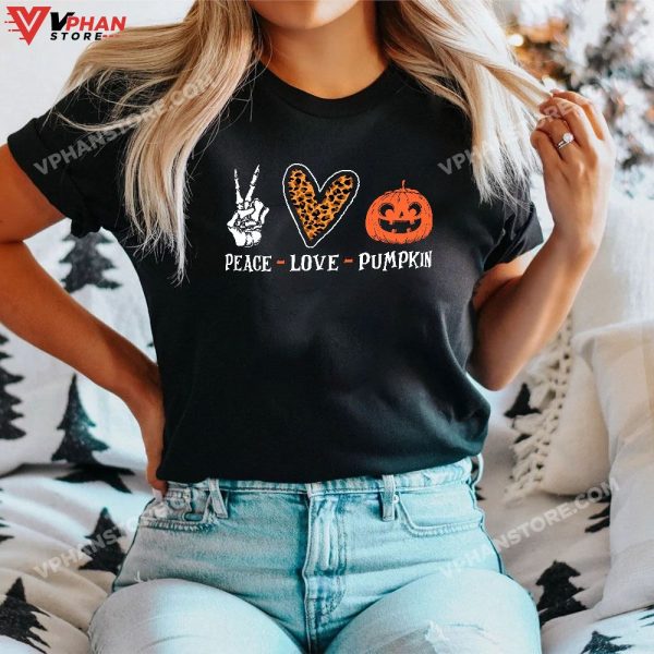 Peace Love Pumpkin Halloween Skeleton Hand Leopard Heart T-Shirt