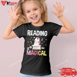 Kid Black Unicorn Reading Magical Book Lover Bookworm Girls Librarian T Shirt